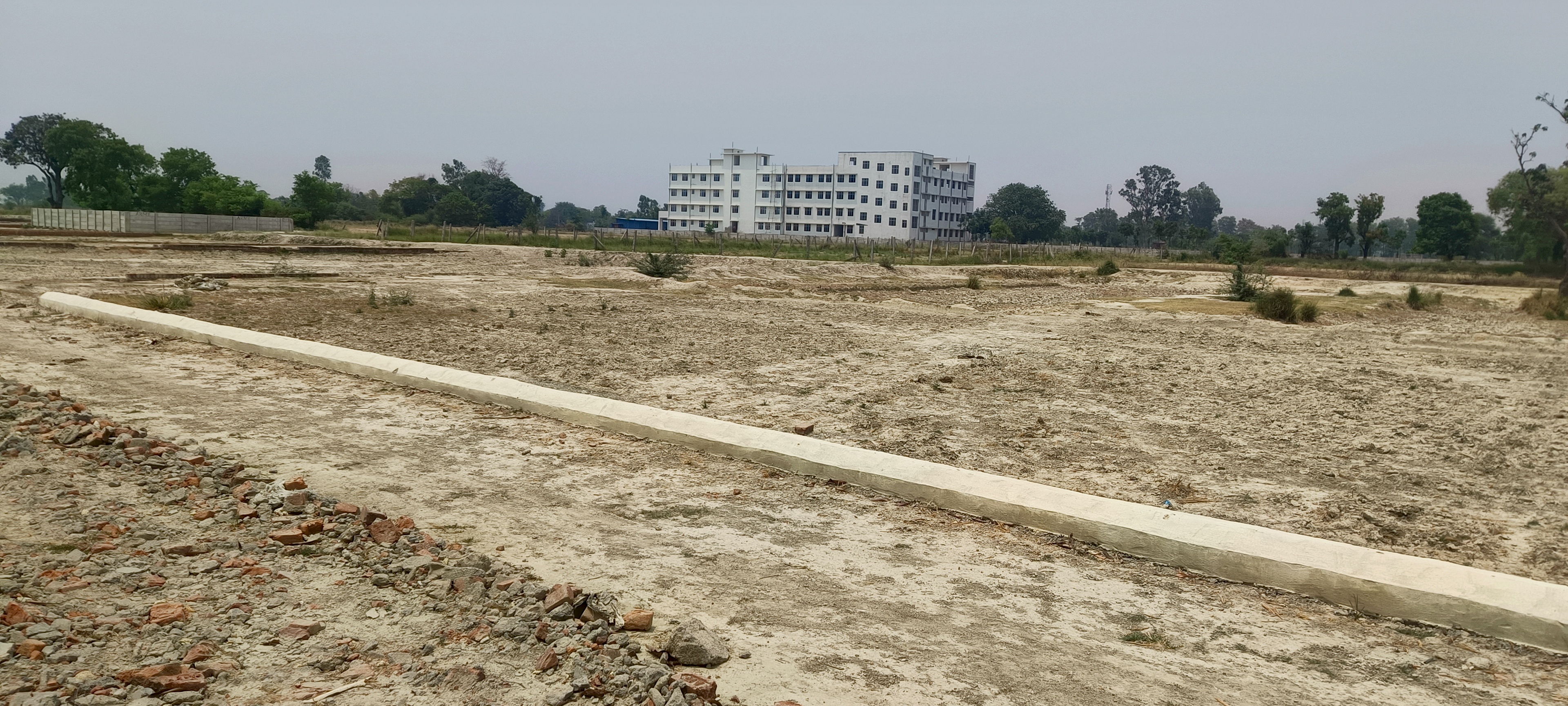 Plot For Sale in Invest Sitapur Road 