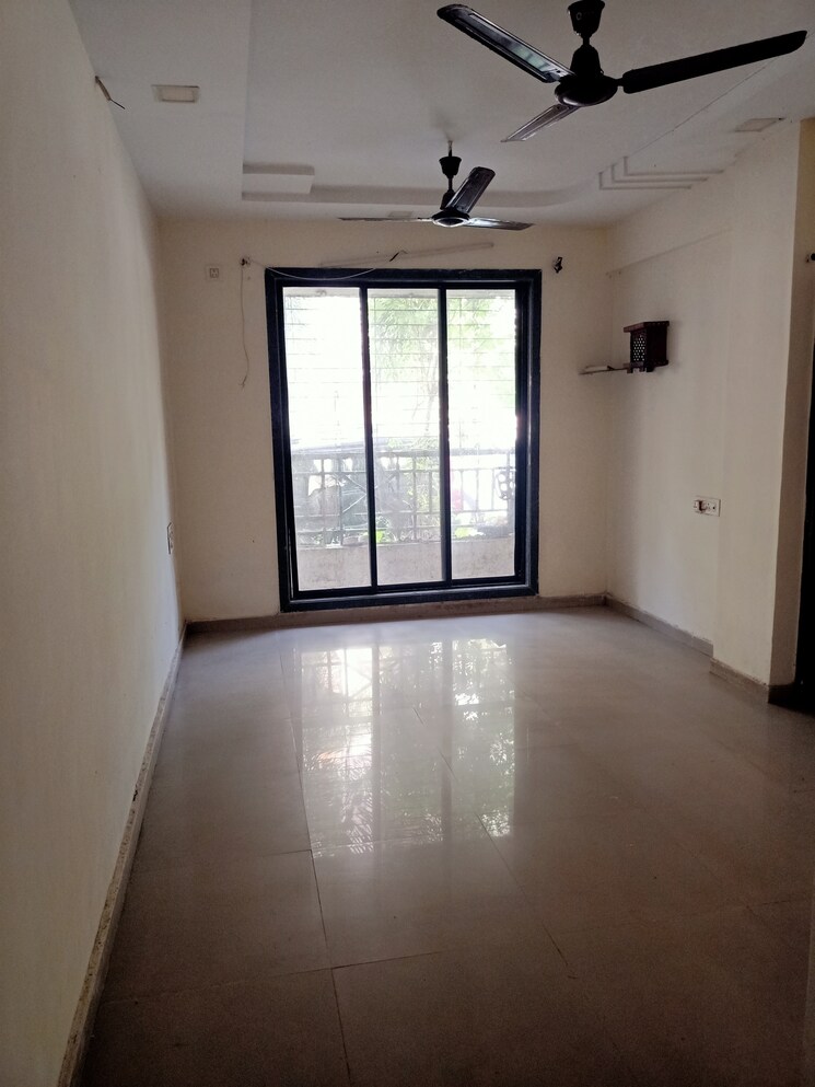 Room, kasheli 1 Bedroom 555 Sq.Ft. Apartment In Kasheli Thane 8008209