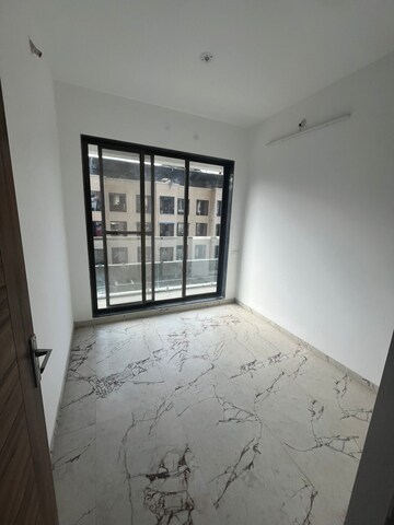 2 BHK Apartment For Sale in Thanekar Palacio, Badlapur East