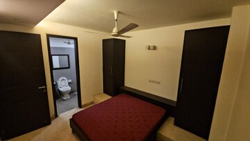 Bedroom in 2.5 BHK Builder Floor at Pamposh Enclave – for Rent