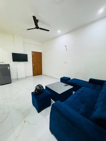 Master Bedroom in 2 BHK Builder Floor at Ansal Plaza Sector-23, Sector 23 – for Rent