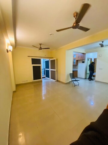 Room in 4 BHK Apartment at Jaypee Wish Town Klassic, Sector 134 – for Sale