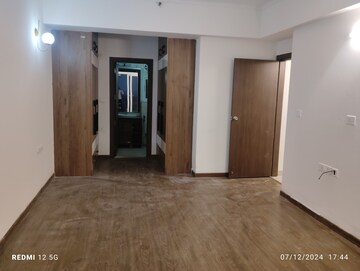 Room in 4 BHK Apartment at ATS Le Grandiose, Sector 150 – for Rent