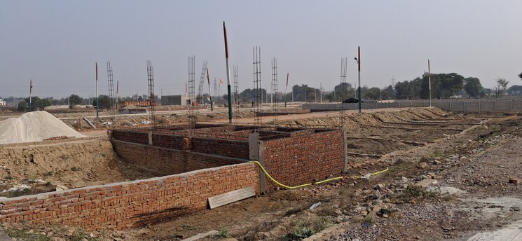 undefined, dhoom manikpur  60 Sq.Yd. Plot In Dhoom Manikpur Greater Noida 8008330