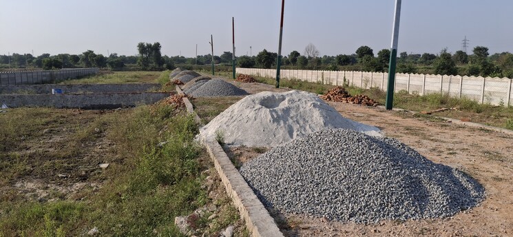 undefined, dhoom manikpur  50 Sq.Yd. Plot In Dhoom Manikpur Greater Noida 8008332