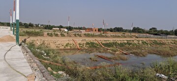 Plot Area in  Plot at Dhoom Manikpur – for Sale