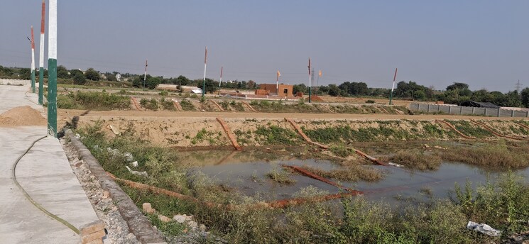 undefined, dhoom manikpur  50 Sq.Yd. Plot In Dhoom Manikpur Greater Noida 8008332