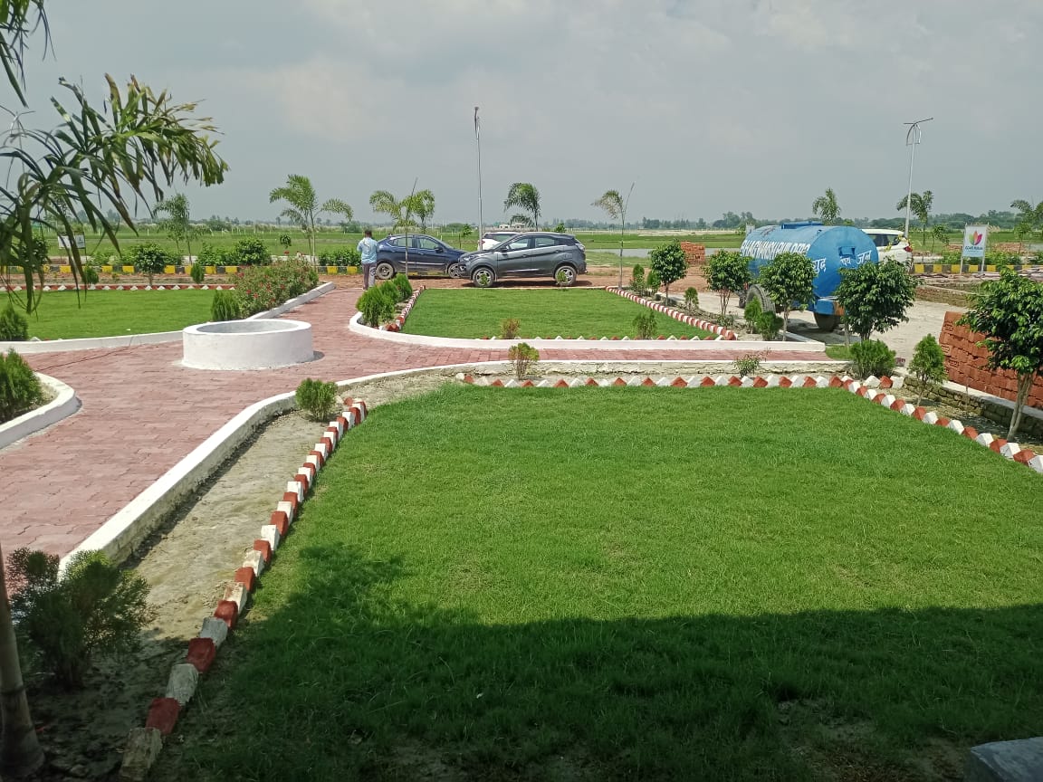 Plot For Sale in Pal Garden