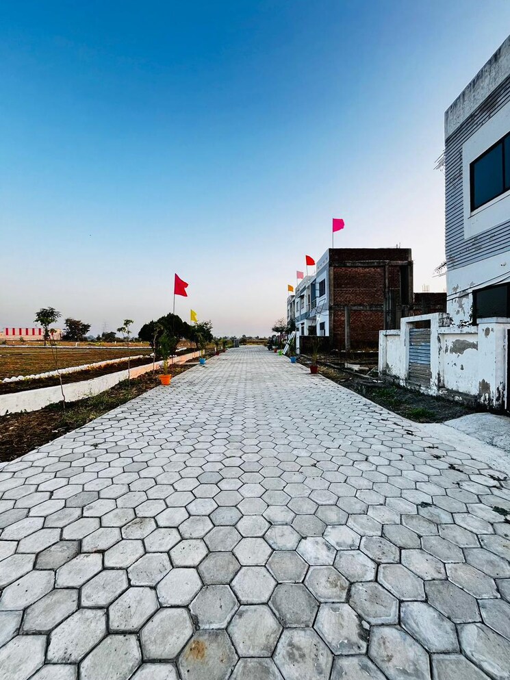 Exterior View, bptp-district  1620 Sq.Ft. Plot In Sector 81 Faridabad 8008400