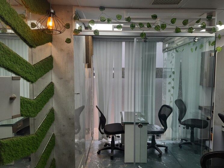 Team Area, netaji subhash place Commercial Office Space 132 Sq.Ft. In Netaji Subhash Place Delhi 8008463