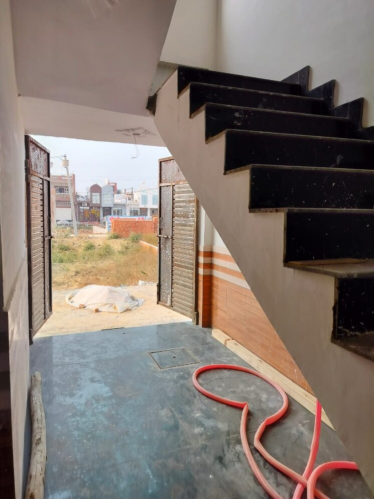 Exterior View, green-valley  150 Sq.Yd. Plot In Chipiyana Buzurg Ghaziabad 8008466