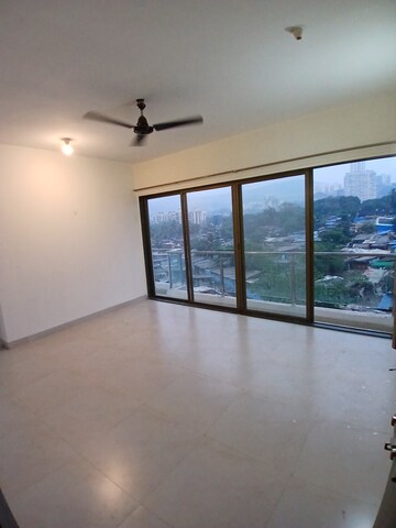Room in 1 BHK Apartment at Conwood Astoria, Goregaon East – for Rent