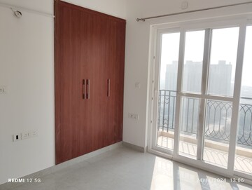 Room in 3 BHK Apartment at ATS Le Grandiose, Sector 150 – for Sale