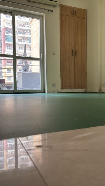 2.5 BHK Apartment For Rent in Zion Stonecrop and Celeste Garden, Sector 78