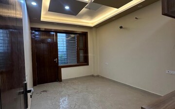 3 BHK Builder Floor For Rent in RPS Palm Drive, Sector 88