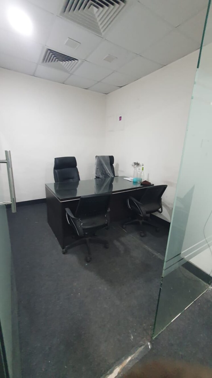 Team Area, zygon-square Commercial Office Space in IT/SEZ 2200 Sq.Ft. In Sector 63 Noida 8008515