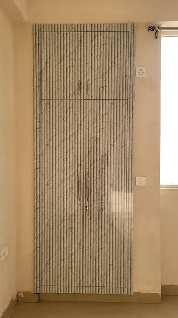 Bathroom in 2.5 BHK Apartment at Amrapali Golf Homes, Sector 4, Greater Noida – for Rent