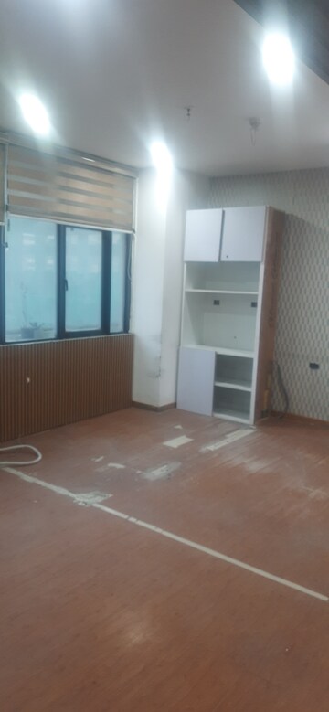 Furnished Amenities in  Office Space at Netaji Subhash Place – for Rent
