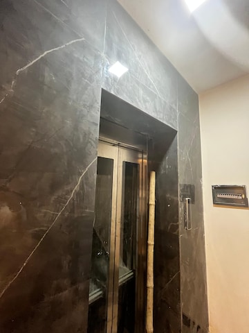 Building Lobby in 3 BHK Builder Floor at Mandi – for Sale