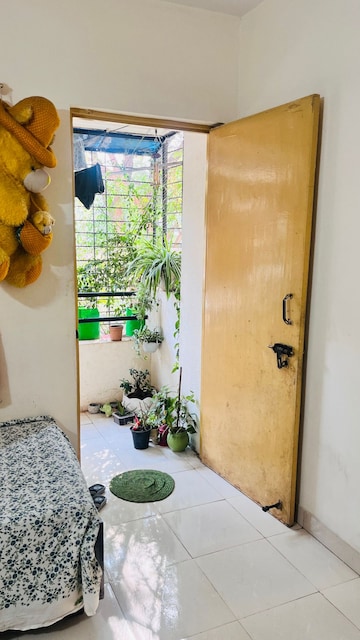 Furnished Amenities in 1 BHK Apartment at Balaji Yashwant Complex, Keshav Nagar – for Sale