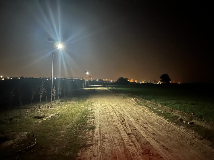 Garden, jewar  100 Sq.Yd. Plot In Jewar Greater Noida 8008650