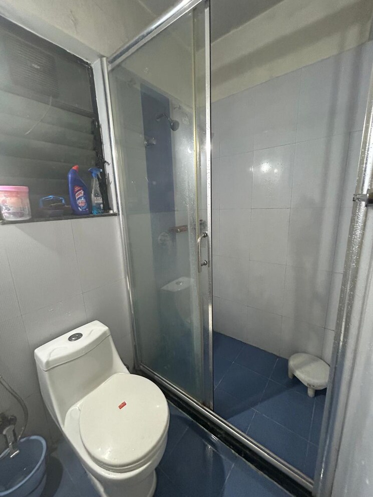 Bathroom, darode-shriniwas-westside-county 2 Bedroom 840 Sq.Ft. Apartment In Pimple Gurav Pune 8008654