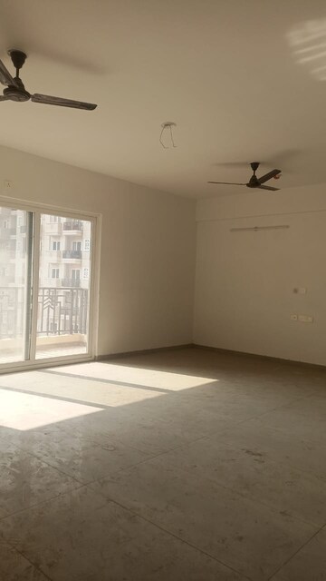 Room in 3 BHK Apartment at ATS Le Grandiose, Sector 150 – for Rent