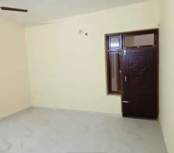 Room in 2 BHK Villa at Aliganj – for Rent