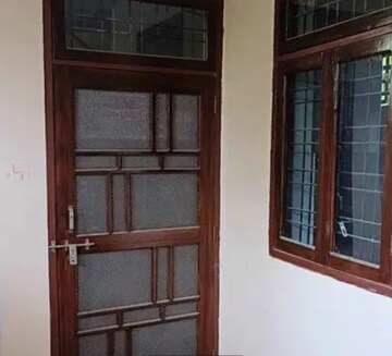Room in 2 BHK Villa at Aliganj – for Rent