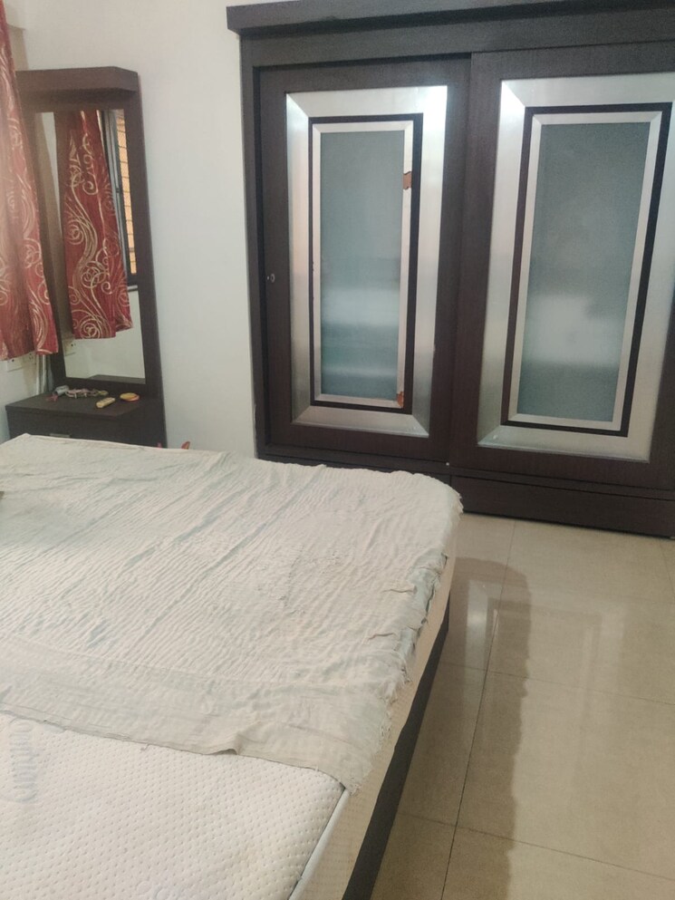 Room, lalani-residency 3 Bedroom 1050 Sq.Ft. Apartment In Kavesar Thane 8008810
