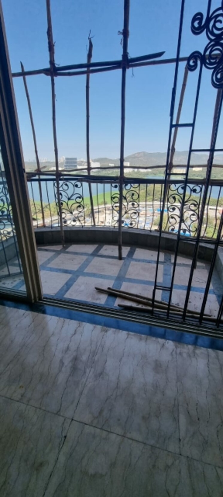 Balcony, hiranandani-gardens-odyssey-i-ii 4 Bedroom 2900 Sq.Ft. Apartment In Powai Mumbai 8008953
