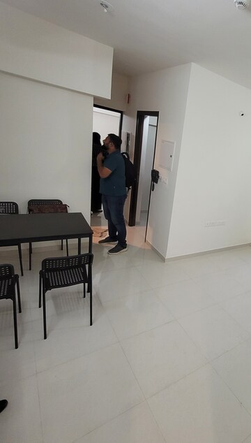 1 BHK Apartment For Rent in Lodha Amara, Kolshet Road