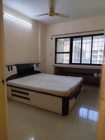 Bedroom in 2 BHK Apartment at Vaishali CHS Chembur, Chembur – for Rent