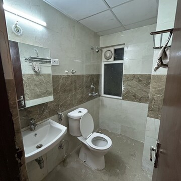 Bathroom in 3 BHK Apartment at Amrapali Riverview, Amrapali Leisure Valley – for Rent