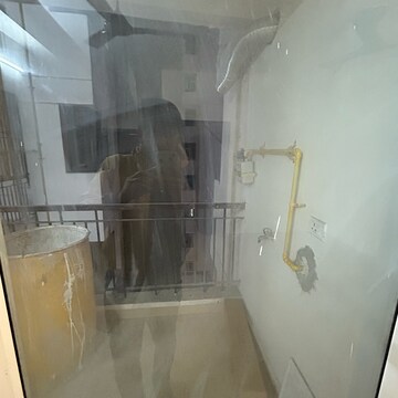 Bathroom in 3 BHK Apartment at Amrapali Riverview, Amrapali Leisure Valley – for Rent