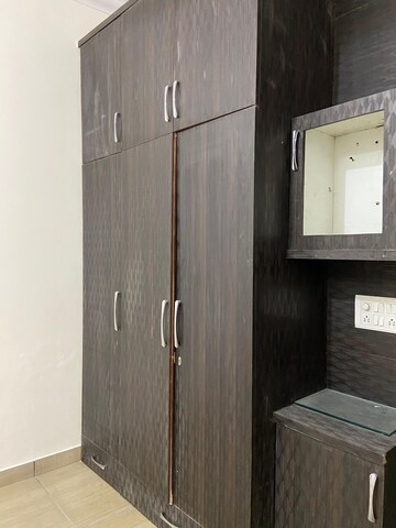 Furnished Amenities in 2 BHK Independent House at Jankipuram – for Rent