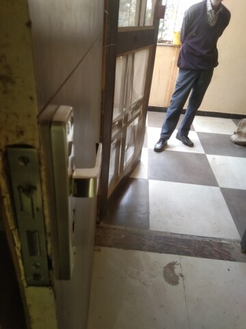 Living Room in 2 BHK Apartment at Bhind Road – for Rent