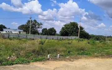Plot For Sale in Iyer Bungalow
