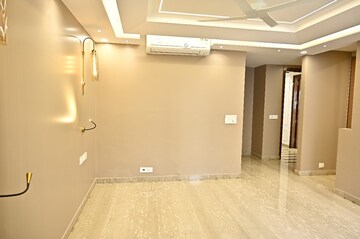 Room in 4 BHK Penthouse at Greater Kailash ii – for Rent
