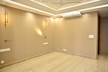 Room in 4 BHK Penthouse at Greater Kailash ii – for Rent