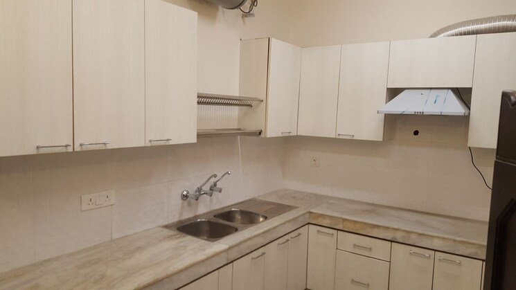 Kitchen, greater kailash ii 3 Bedroom 500 Sq.Yd. Builder Floor In Greater Kailash ii Delhi 8009481