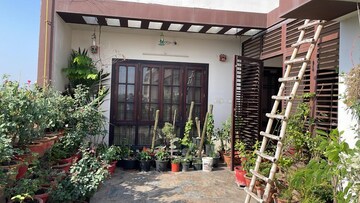 1 BHK Independent House For Rent in Gomti Nagar