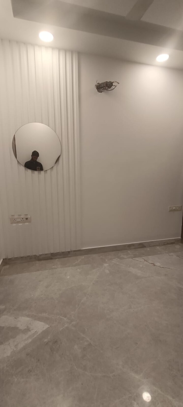 Room, janakpuri 3.5 Bedroom 1350 Sq.Ft. Apartment In Janakpuri Delhi 8009489