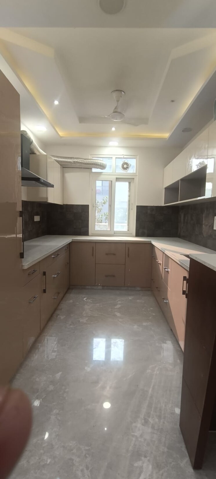 Kitchen, janakpuri 3.5 Bedroom 1350 Sq.Ft. Apartment In Janakpuri Delhi 8009489