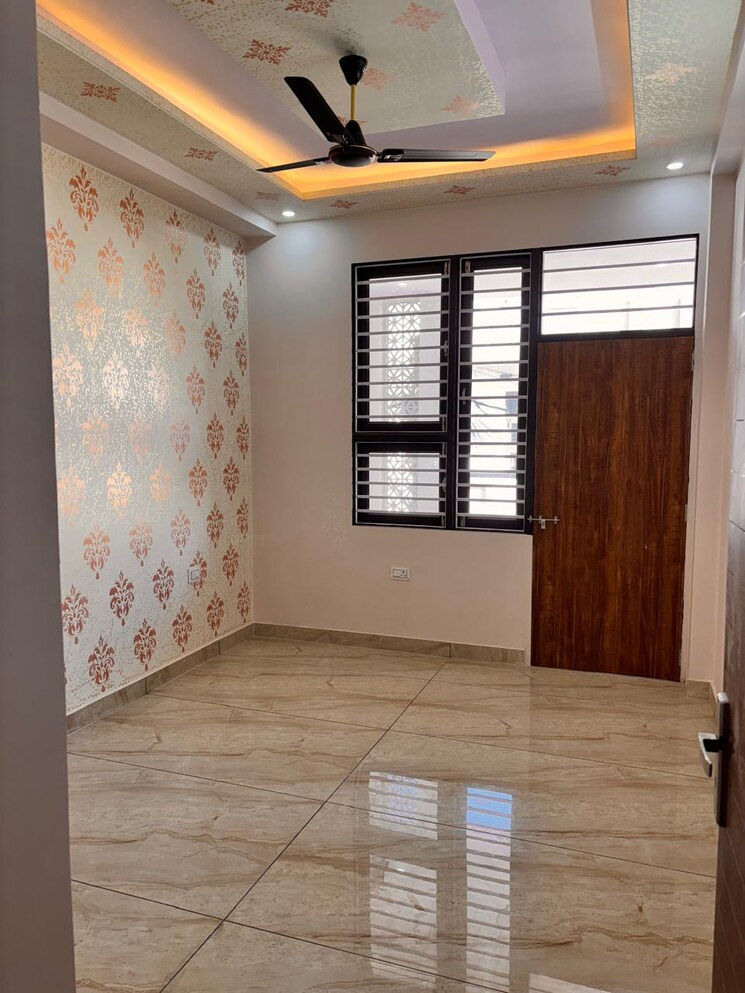 Room, kalwar road 4 Bedroom 2000 Sq.Ft. Villa In Kalwar Road Jaipur 8009501