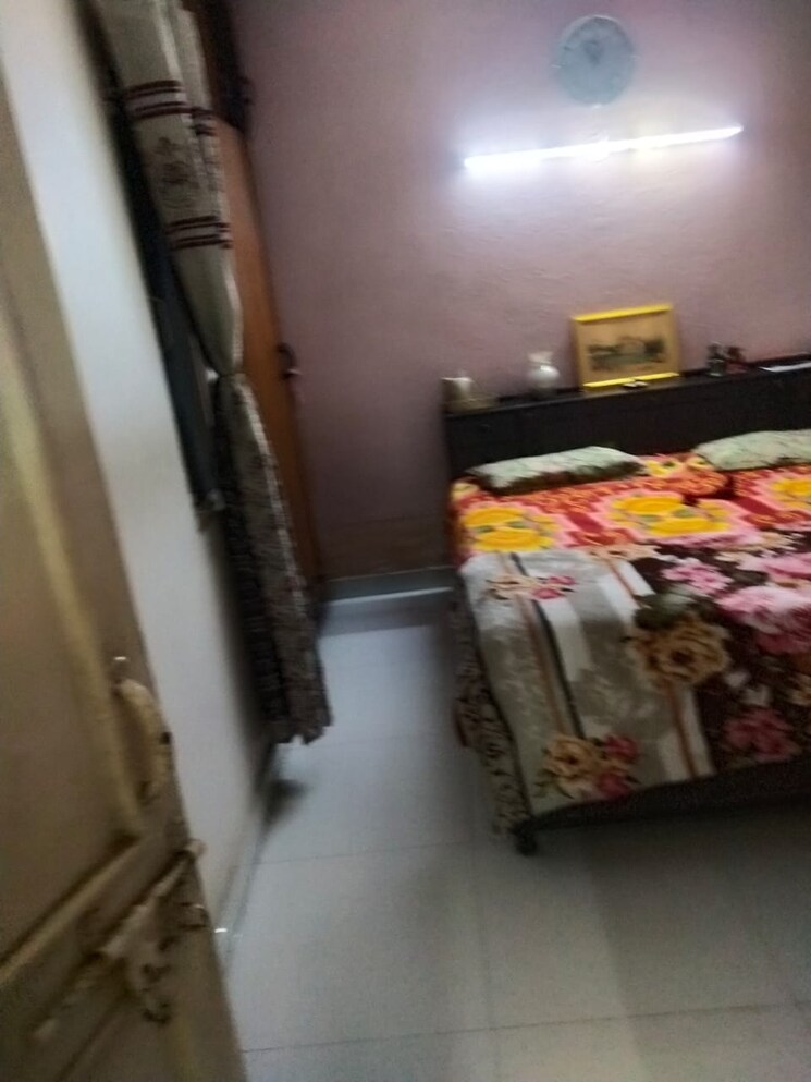 Bedroom, jal-vayu-vihar-noida 3 Bedroom 1050 Sq.Ft. Apartment In Sector 21 Noida 8009553