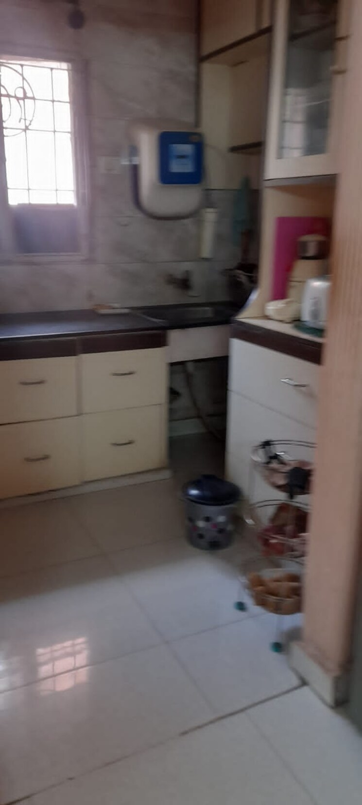 Kitchen, jal-vayu-vihar-noida 3 Bedroom 1050 Sq.Ft. Apartment In Sector 21 Noida 8009553