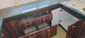Furnished Amenities in 2.5 BHK Builder Floor at Wave City, Wave City – for Rent