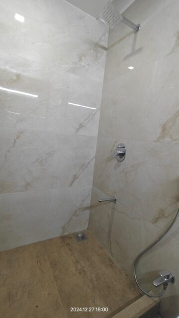 Bathroom in 2.5 BHK Apartment at Khar West – for Rent