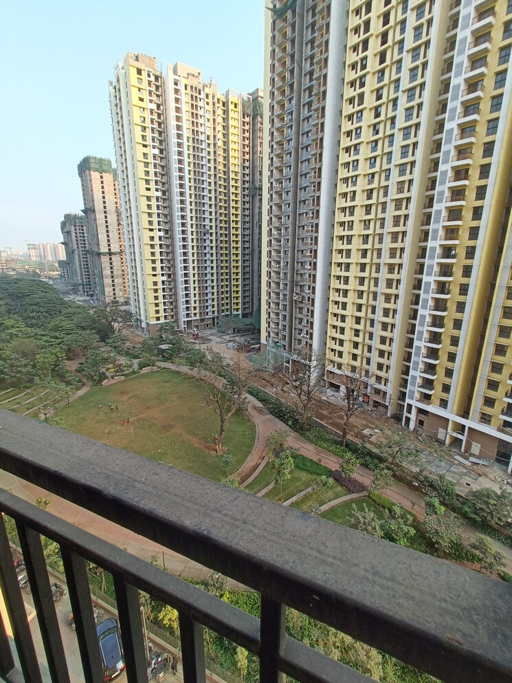 Exterior View, runwal-gardens 2 Bedroom 674 Sq.Ft. Apartment In Dombivli East Thane 8009654